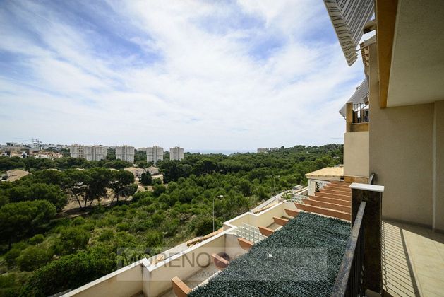 Foto 1 de Dúplex en venda a Dehesa de Campoamor - La Regia - Aguamarina de 3 habitacions amb terrassa i piscina