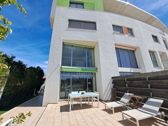 Foto 1 de Pis en venda a Oliva Nova de 3 habitacions amb terrassa i garatge