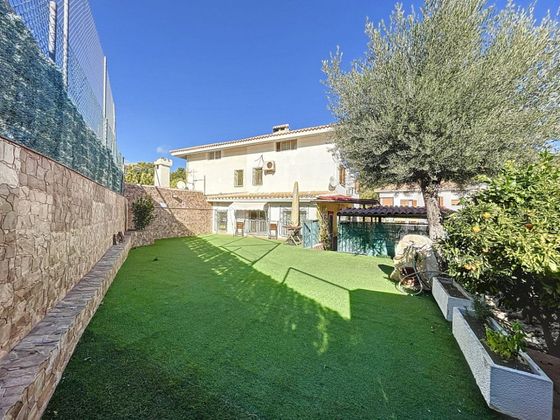 Foto 1 de Casa adosada en venta en Nucia (la) de 5 habitaciones con terraza y piscina
