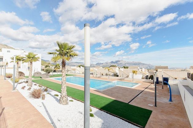 Foto 1 de Pis en venda a Polop de 2 habitacions amb terrassa i piscina