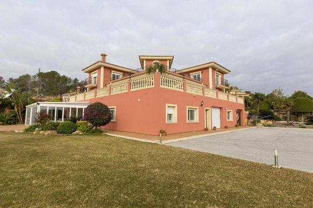 Foto 2 de Casa en venta en Colonia Escandinavia-Cautivador de 6 habitaciones con terraza y piscina