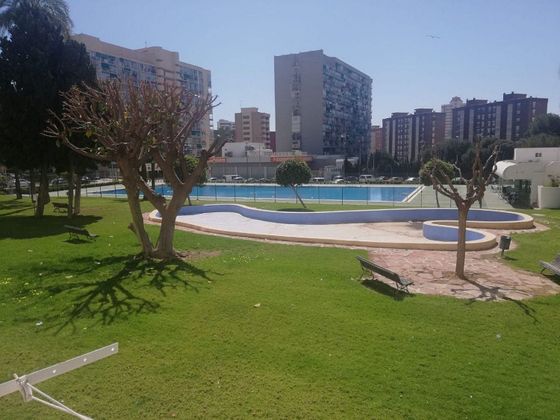 Foto 1 de Estudi en venda a Pueblo Levante amb piscina