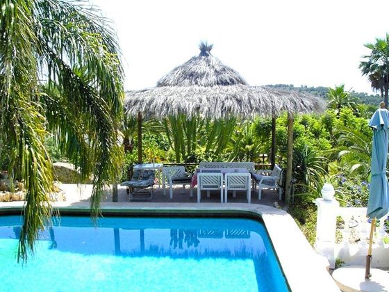 Foto 1 de Xalet en venda a Zona Levante - Playa Fossa de 16 habitacions amb terrassa i piscina