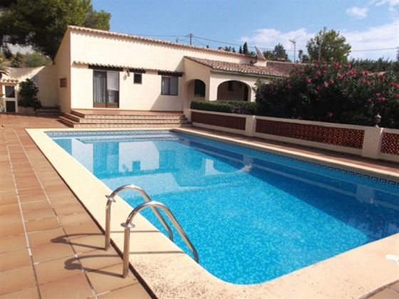 Foto 1 de Casa en venta en El Puerto de 6 habitaciones con terraza y piscina