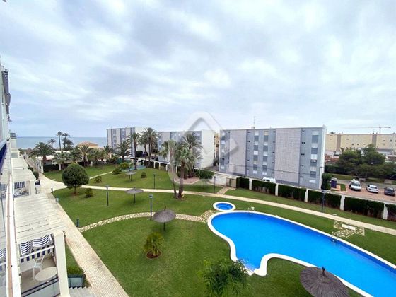 Foto 1 de Àtic en venda a Les Marines/Las Marinas de 3 habitacions amb terrassa i piscina