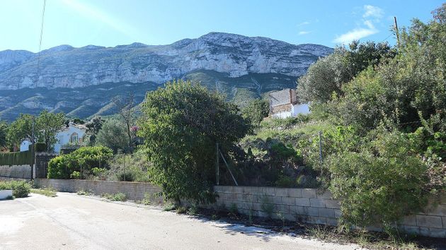 Foto 2 de Venta de terreno en El Montgó de 1771 m²