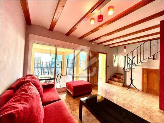 Foto 1 de Casa en venda a Benimeli de 3 habitacions amb terrassa