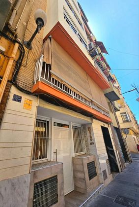 Foto 2 de Pis en venda a calle Sevilla de 2 habitacions amb aire acondicionat