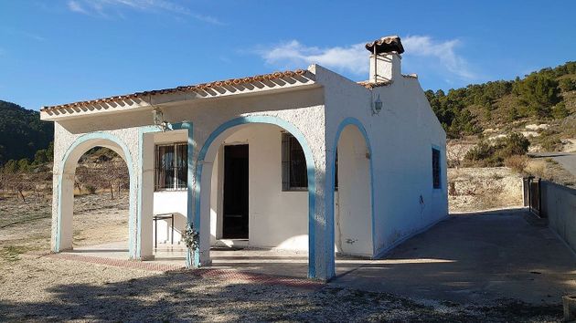 Foto 2 de Casa rural en venda a vía Pda Font de la Figuera de 2 habitacions amb jardí