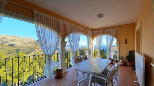 Foto 1 de Casa adossada en venda a Vall de Laguar (la) de 4 habitacions amb terrassa i jardí