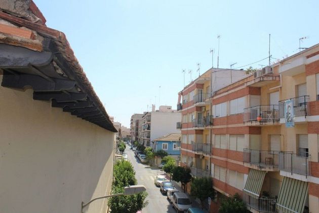 Foto 1 de Venta de casa en Almoradí de 5 habitaciones con terraza y garaje
