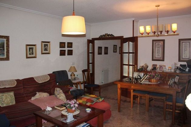 Foto 2 de Pis en venda a Almoradí de 3 habitacions amb garatge i balcó