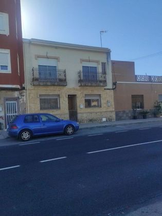 Foto 1 de Casa rural en venta en Algorfa de 4 habitaciones con terraza y garaje
