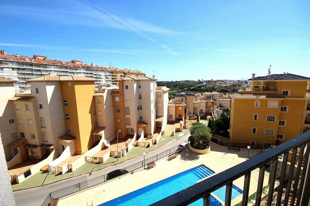 Foto 1 de Pis en venda a calle J Verdague Cmor de 3 habitacions amb terrassa i piscina