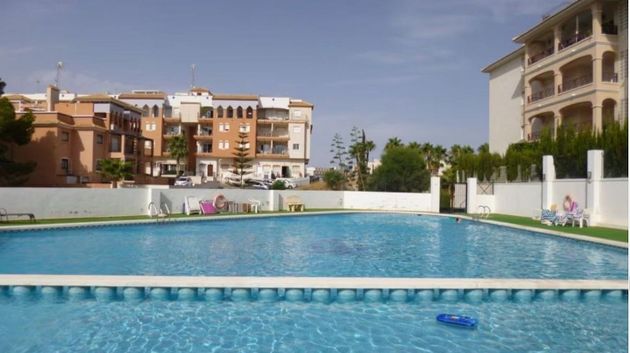 Foto 2 de Àtic en venda a parque Residencial del Duque de 2 habitacions amb terrassa i piscina