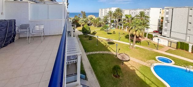 Foto 1 de Venta de piso en Les Marines/Las Marinas de 3 habitaciones con terraza y piscina