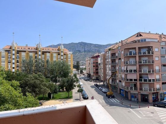 Foto 1 de Pis en venda a Saladar de 6 habitacions amb terrassa i balcó