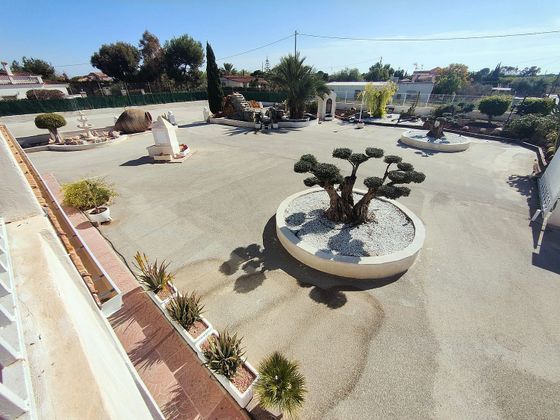 Foto 1 de Xalet en venda a El Altet de 8 habitacions amb terrassa i piscina