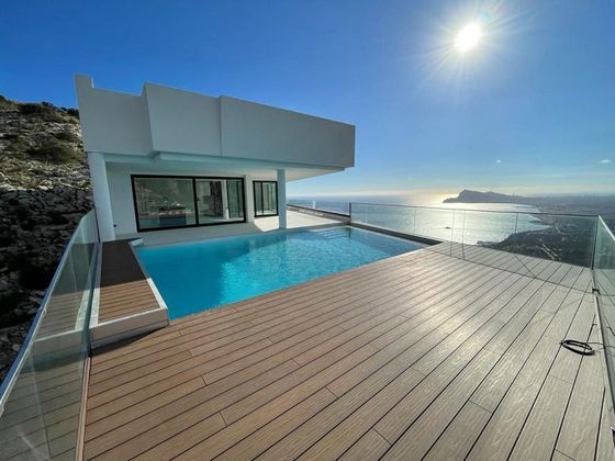 Foto 2 de Casa en venda a Zona l'Olla de 4 habitacions amb terrassa i piscina