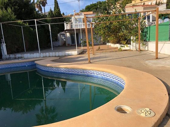Foto 2 de Casa en venta en calle Partida Canuta de Ifach de 3 habitaciones con terraza y piscina
