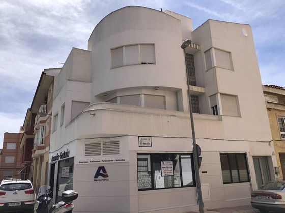Foto 1 de Dúplex en venta en calle La Cruz de 4 habitaciones con terraza y balcón
