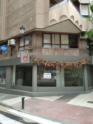 Foto 1 de Alquiler de oficina en avenida Doctor Gadea de 130 m²