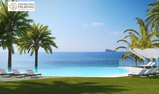 Foto 1 de Piso en venta en Playa de Poniente de 2 habitaciones con terraza y piscina