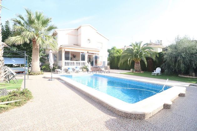 Foto 1 de Casa en venda a Los Girasoles de 5 habitacions amb terrassa i piscina