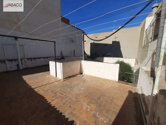 Foto 2 de Casa en venta en calle Rafael Escolano de 4 habitaciones con terraza