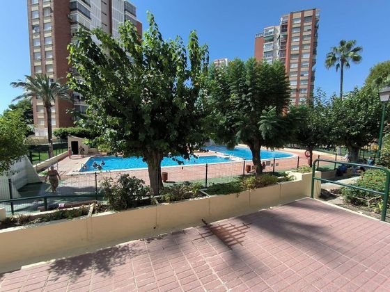 Foto 2 de Ático en venta en Playa de Poniente de 3 habitaciones con terraza y piscina