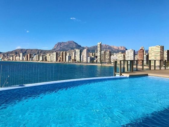 Foto 1 de Piso en venta en Rincón de Loix de 2 habitaciones con terraza y piscina