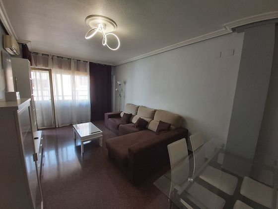 Foto 1 de Venta de piso en calle Luis Llorente de 4 habitaciones con terraza y muebles