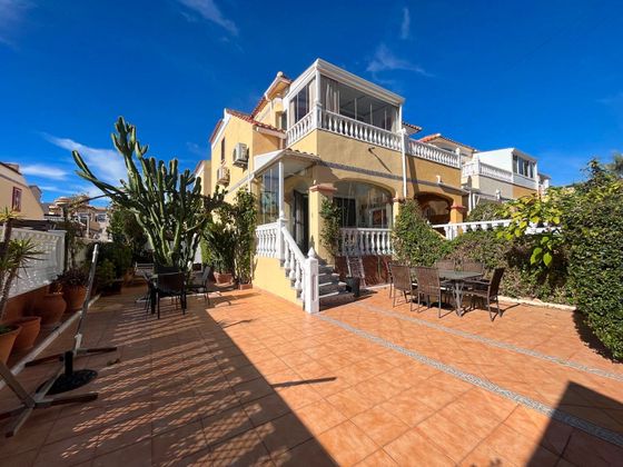 Foto 2 de Dúplex en venda a San Miguel de Salinas de 2 habitacions amb terrassa i piscina