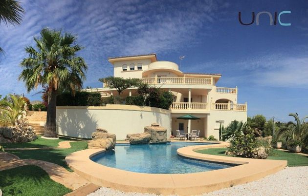 Foto 1 de Chalet en venta en Pueblo Levante de 7 habitaciones con terraza y piscina