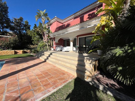 Foto 2 de Xalet en venda a Bonalba-Cotoveta de 4 habitacions amb terrassa i piscina