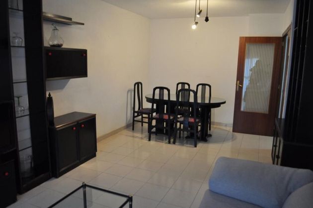 Foto 2 de Pis en lloguer a Villajoyosa ciudad de 3 habitacions amb terrassa i mobles