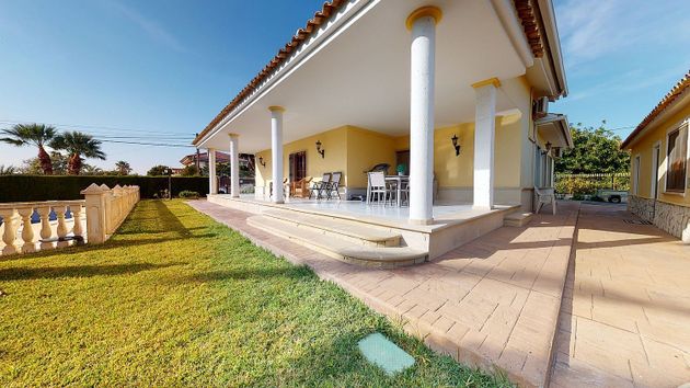 Foto 2 de Xalet en venda a La Algoda - Matola - El Pla de 5 habitacions amb terrassa i piscina