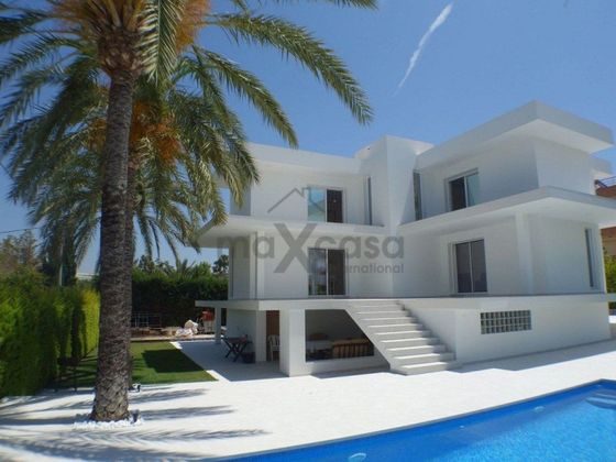 Foto 1 de Casa en venta en Rincón de Loix de 4 habitaciones con piscina y garaje