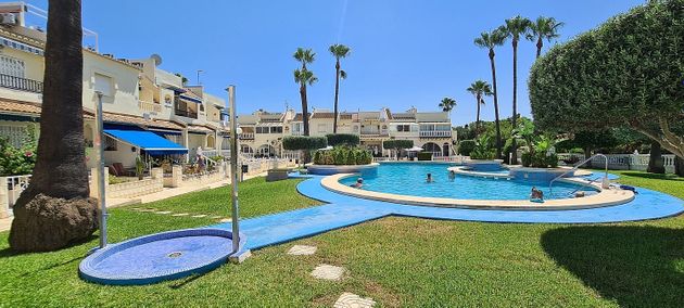 Foto 1 de Piso en venta en Rojales de 2 habitaciones con terraza y piscina