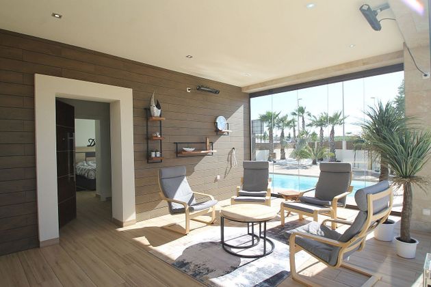 Foto 2 de Xalet en venda a Benijófar de 4 habitacions amb terrassa i piscina