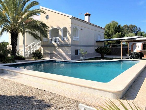 Foto 1 de Xalet en venda a Villamontes-Boqueres de 6 habitacions amb terrassa i piscina