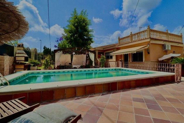 Foto 2 de Chalet en venta en Sol y Luz de 5 habitaciones con terraza y piscina
