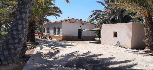 Foto 1 de Casa rural en venda a El Altet de 3 habitacions amb terrassa i piscina