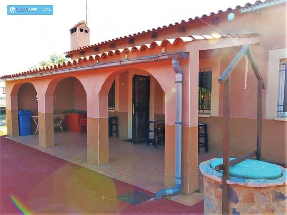 Foto 2 de Casa rural en venda a Pueblo Español-Coveta Fumá de 3 habitacions amb terrassa i jardí