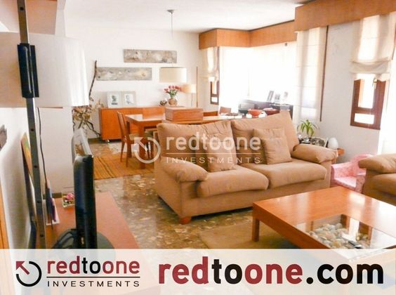 Foto 2 de Àtic en venda a Centro - Alicante de 3 habitacions amb terrassa i aire acondicionat