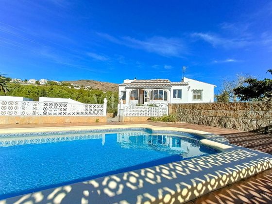 Foto 1 de Xalet en venda a Montgó - Partida Tosal de 6 habitacions amb terrassa i piscina