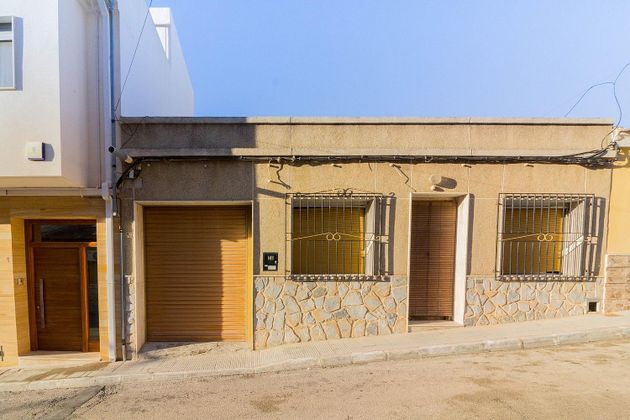 Foto 1 de Casa en venda a Redován de 3 habitacions amb garatge