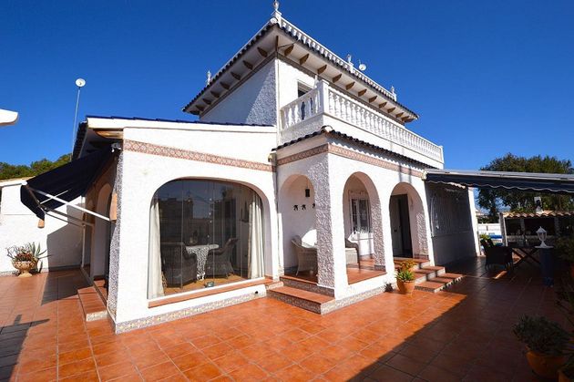 Foto 2 de Venta de casa en Dehesa de Campoamor - La Regia - Aguamarina de 3 habitaciones con terraza y piscina