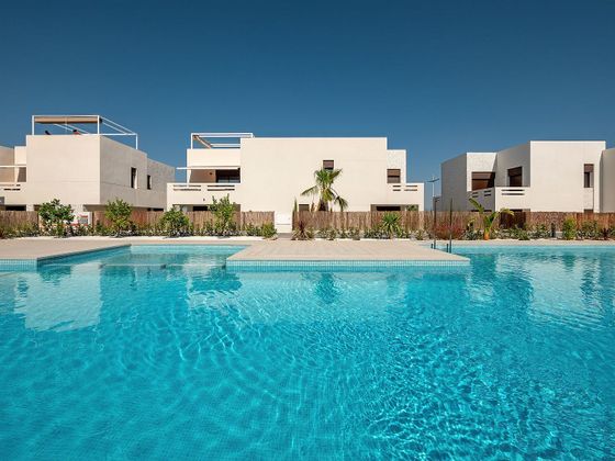 Foto 2 de Ático en venta en Algorfa de 2 habitaciones con terraza y piscina