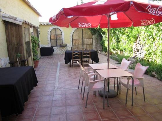 Foto 2 de Casa rural en venda a Pinós de 3 habitacions amb terrassa i jardí